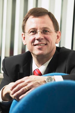 Peter van den Eijnden Managing Director